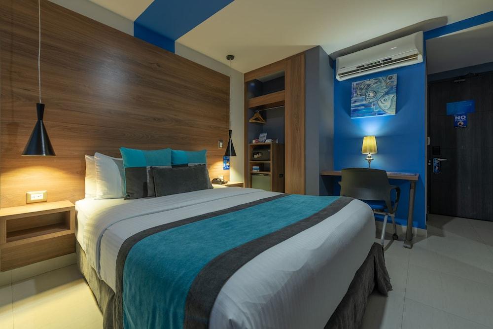 Blue Concept Hotel 3*