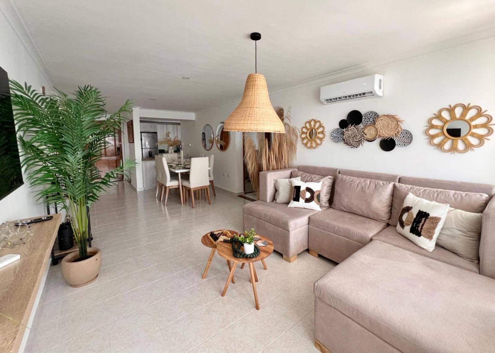 Apartamento Vista A El Mar En Cartagena, Laguito Apartment