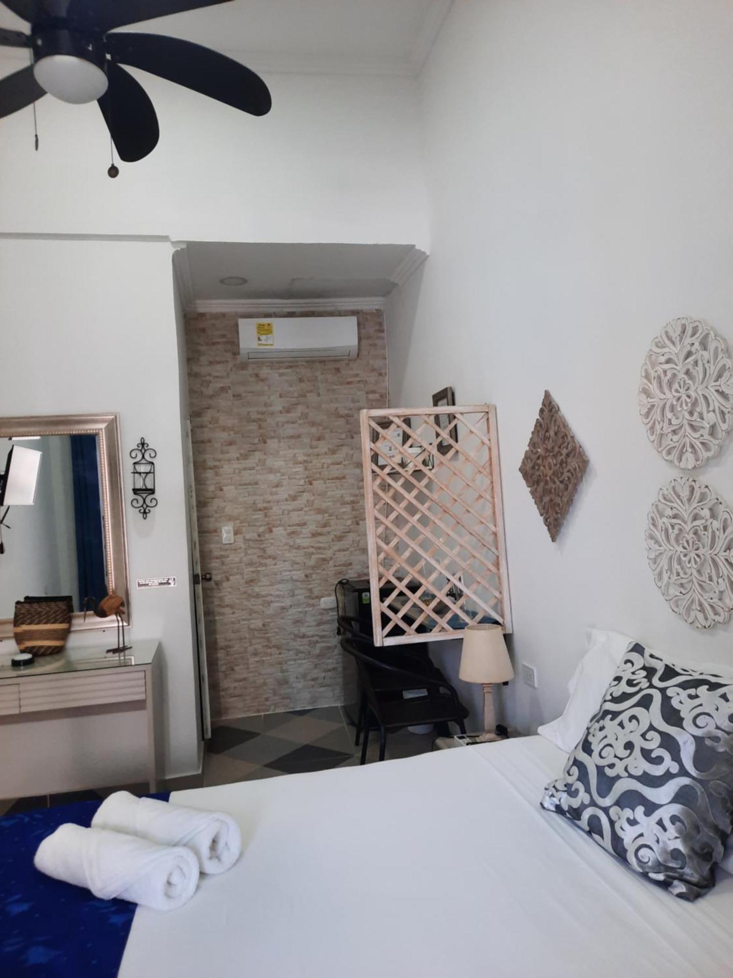 Gs 996 Homestay Cartagena