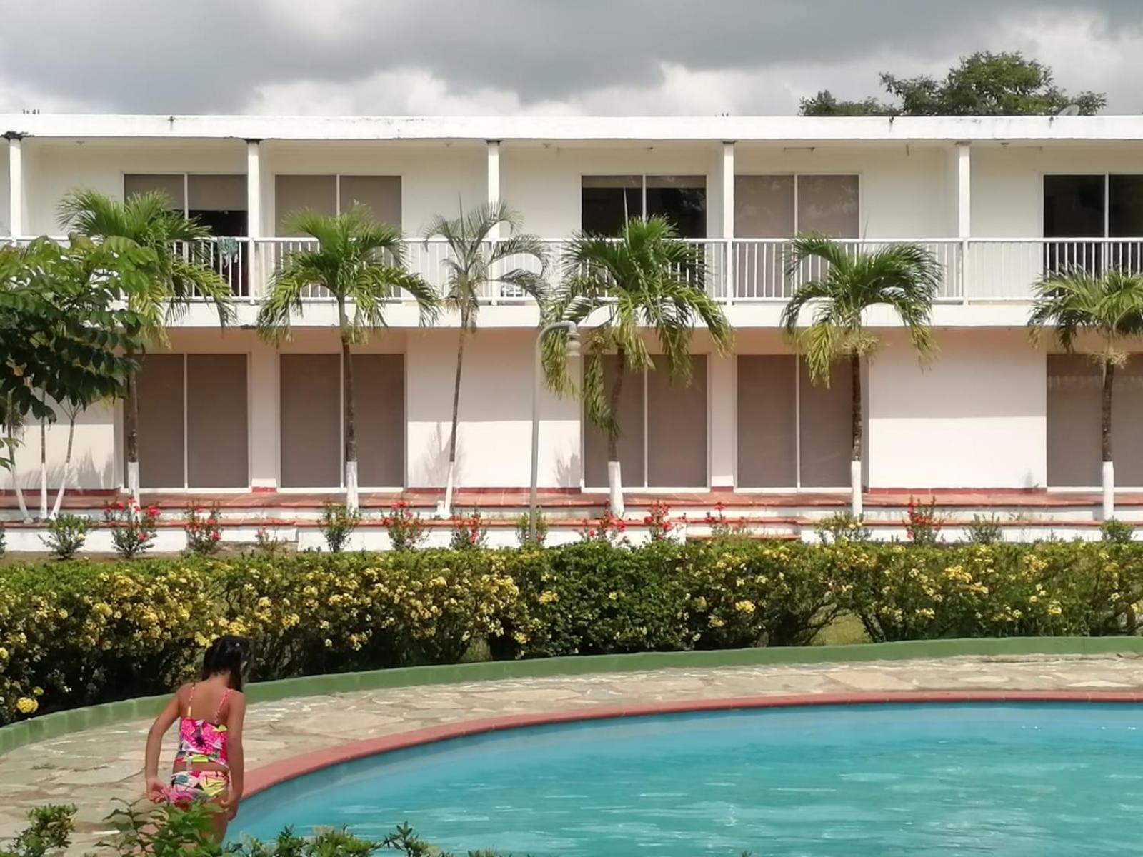 Parador Tropical Cartagena