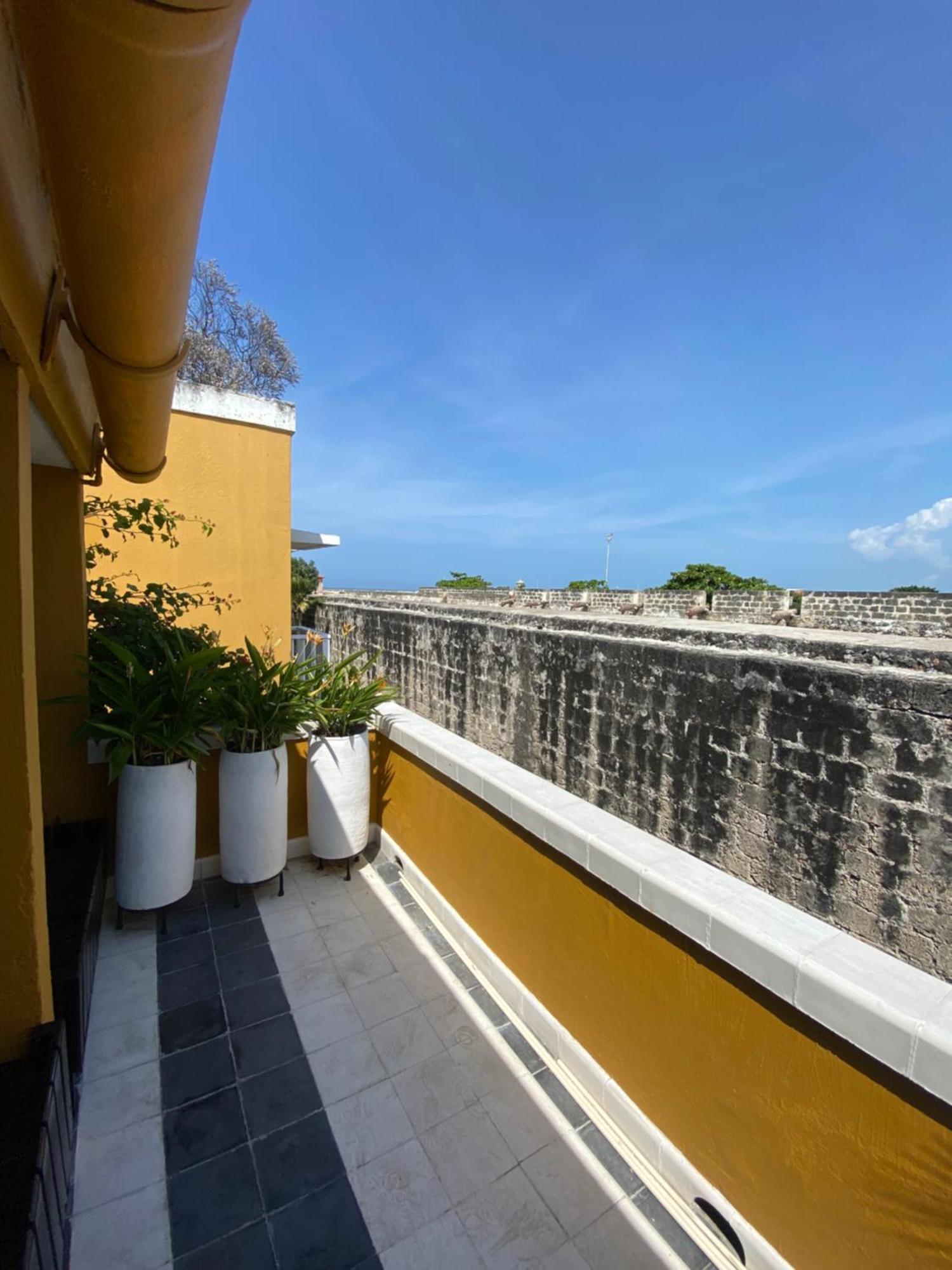 Apartamento Duplex Vista Al Mar Y Murallas Nuevo En La Ciudad Amurallada * Cartagena