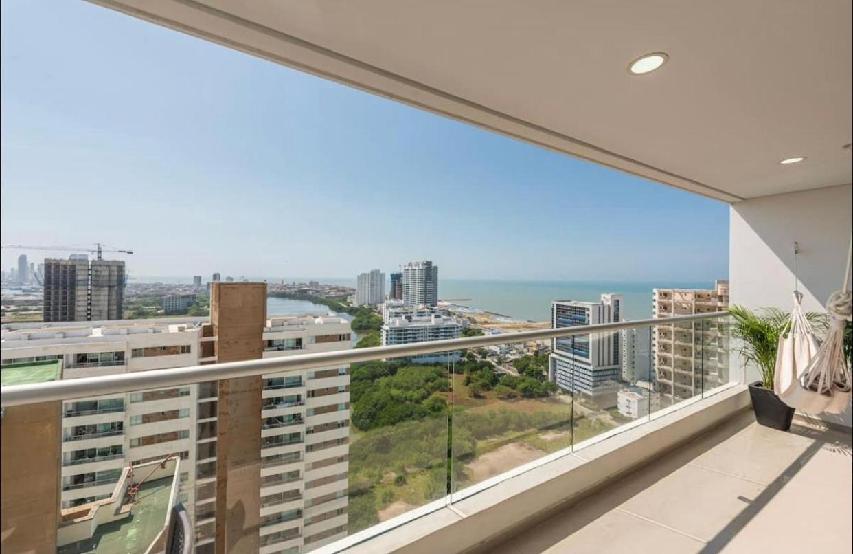 Espectacular Apartamento Piso Alto Con Excelente Vista Al Mar Y A La Ciudad Amurallada Apartment *
