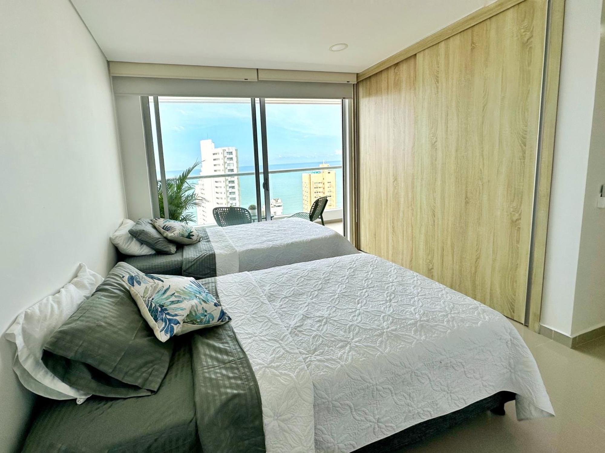 Espectacular Apartamento Piso Alto Con Excelente Vista Al Mar Y A La Ciudad Amurallada * Cartagena