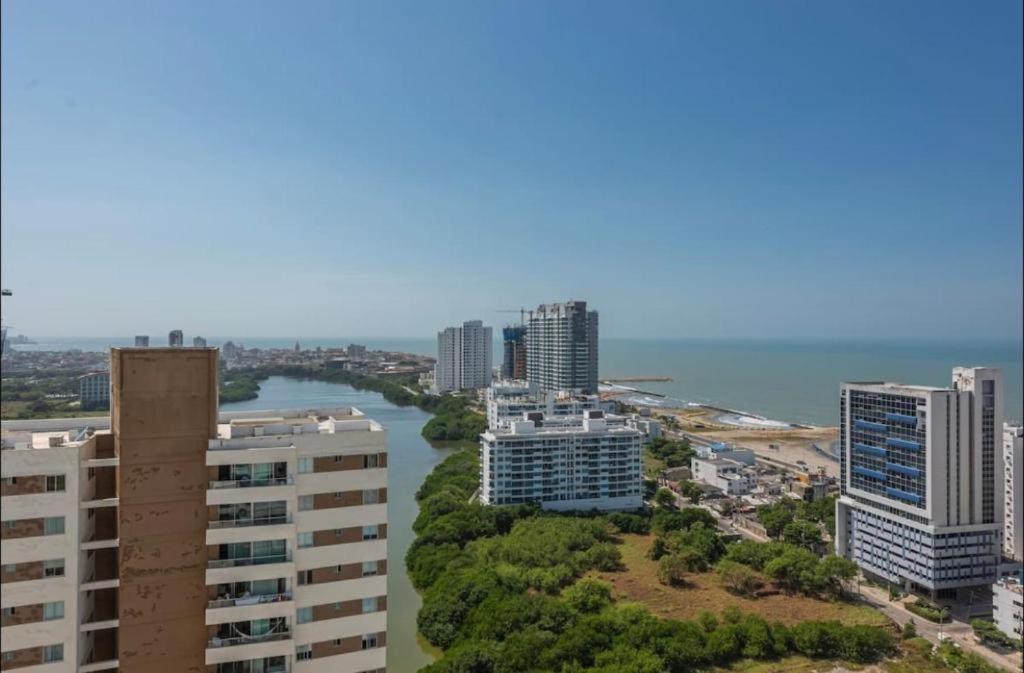 Espectacular Apartamento Piso Alto Con Excelente Vista Al Mar Y A La Ciudad Amurallada