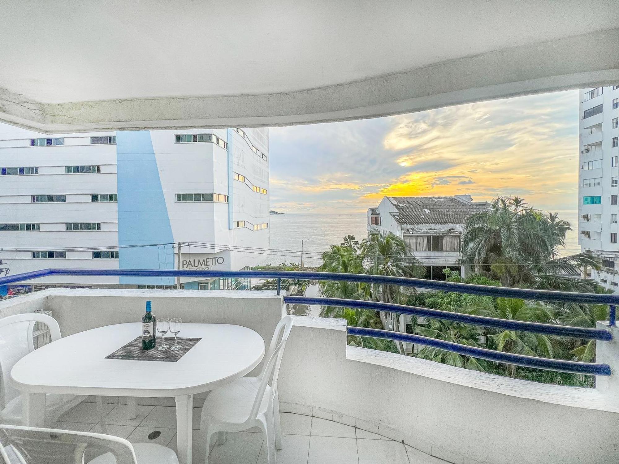 Tropical - Livin Colombia Apartamento Cartagena