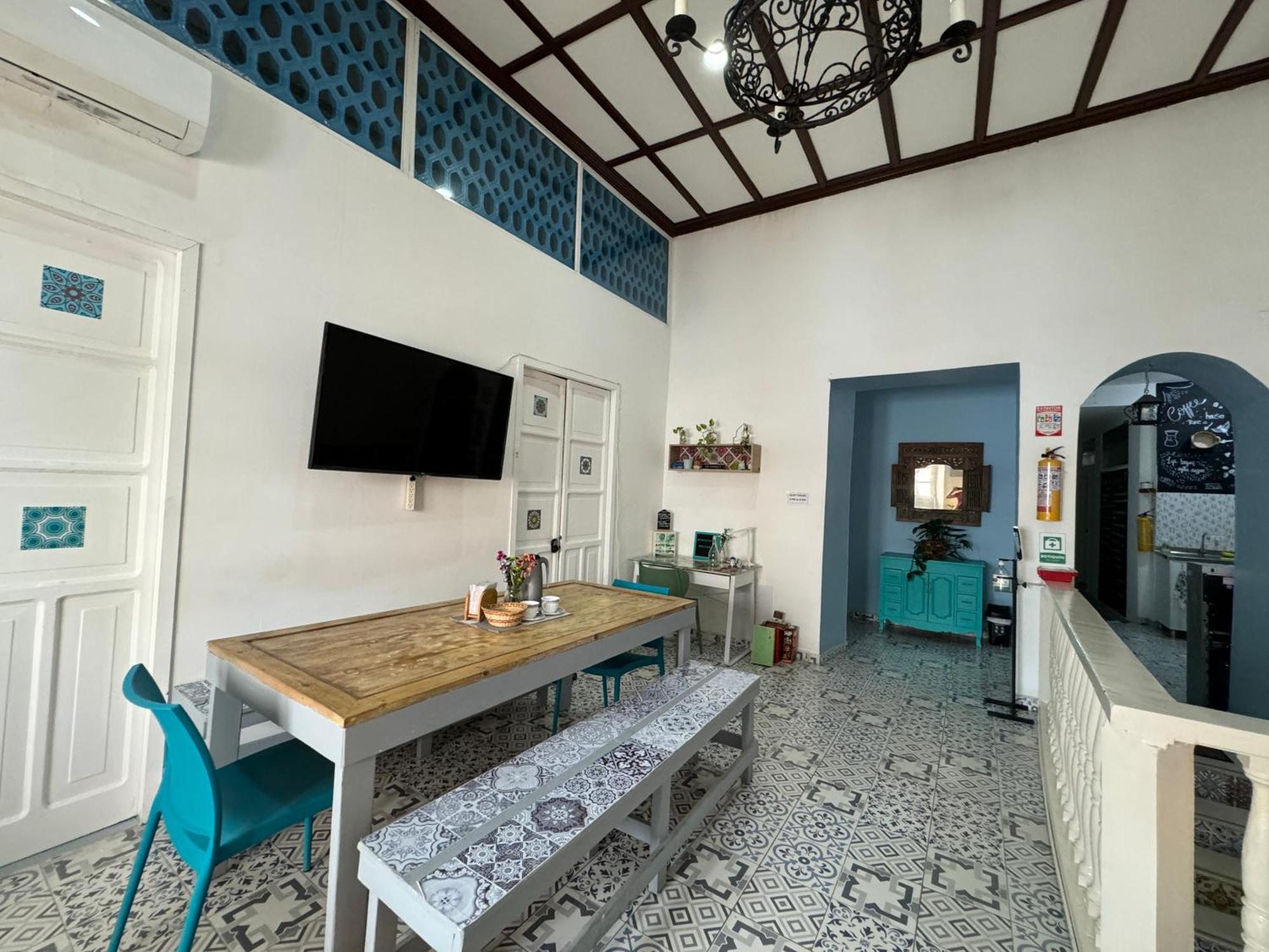 Hostel El Barrio Hostal