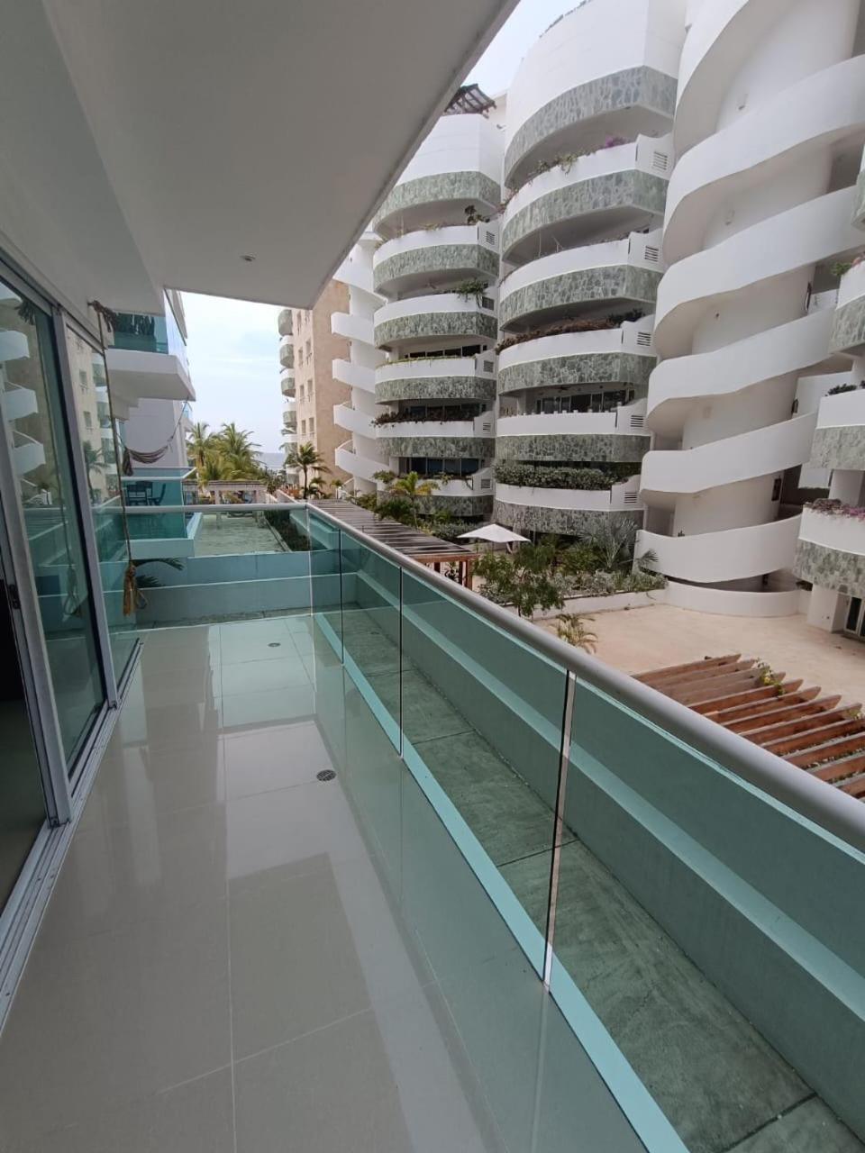 Edificio Acceso Directo Al Mar Primera Linea De Playa 2 Apartment