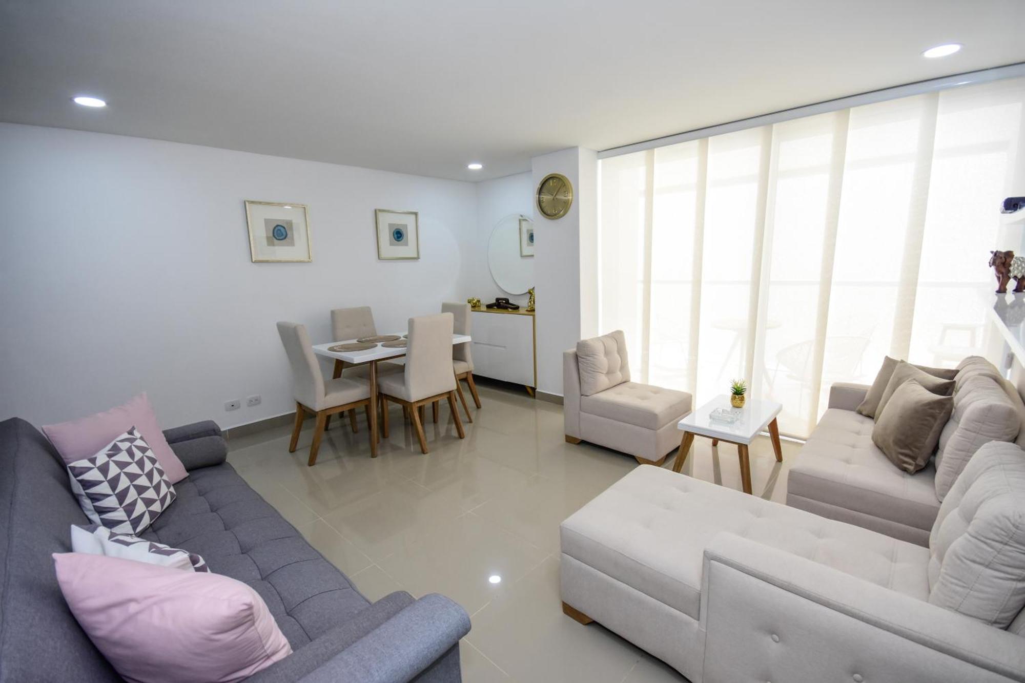 Ocean Drive 410 Apartment *
