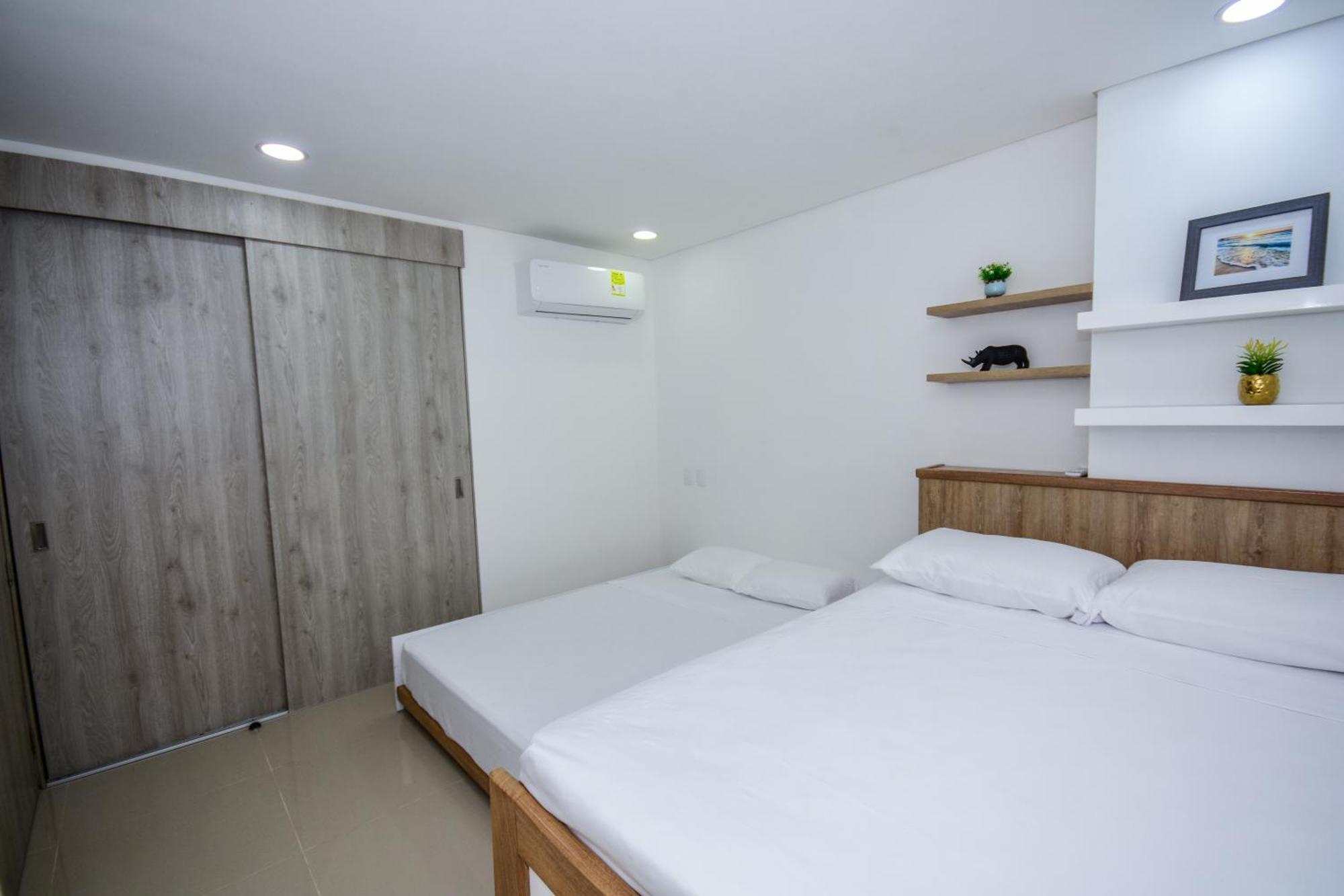 Ocean Drive 410 Apartment