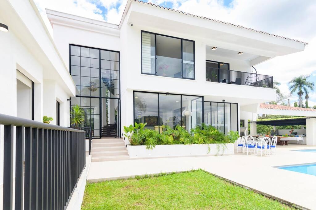 Daniela Deluxe Holiday home *
