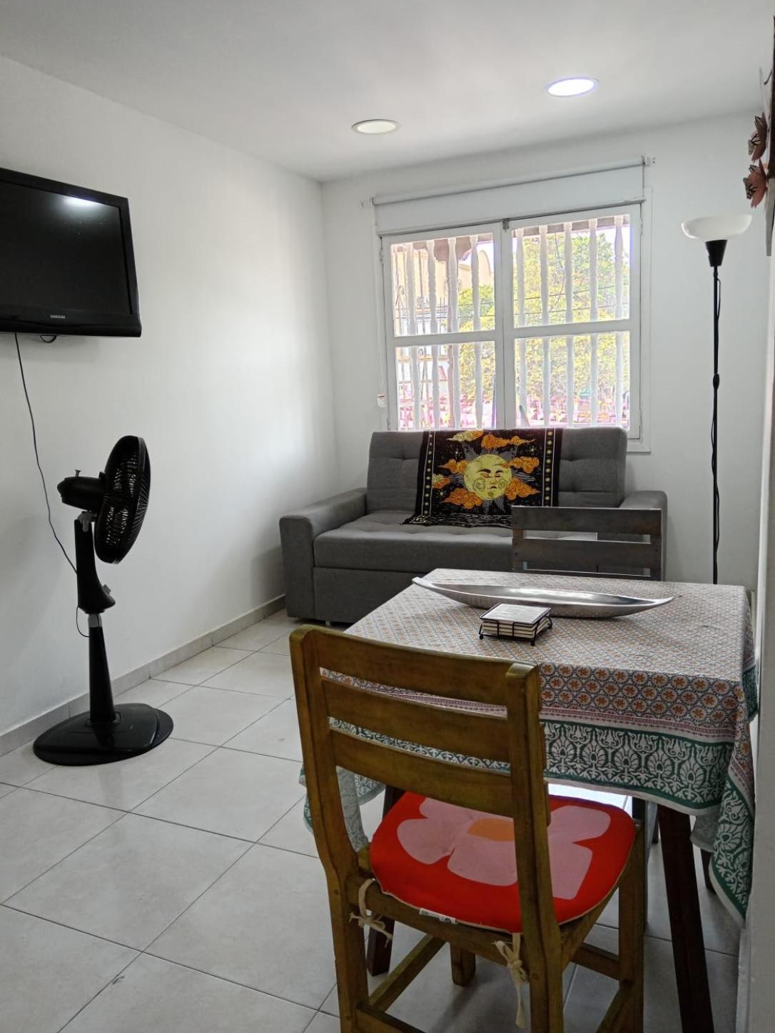 Apartment Comfy Flat Inside Walled And Historic Center *