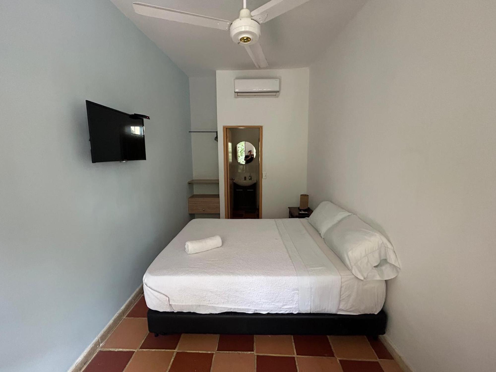Casa Crespo Bed & Breakfast 2*