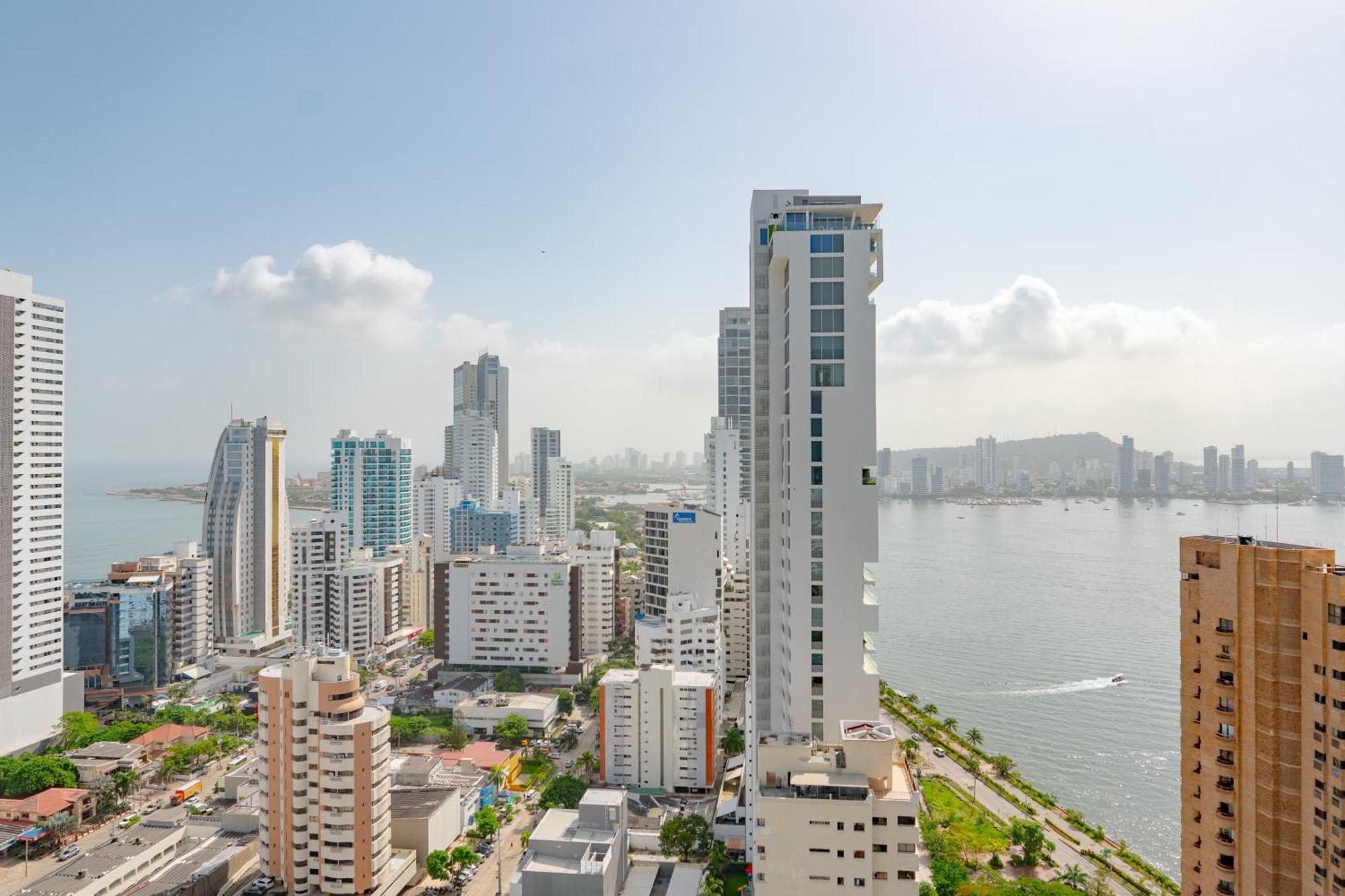 3bd Condo-amazing View-modern Apt-luxury Building Apartamento