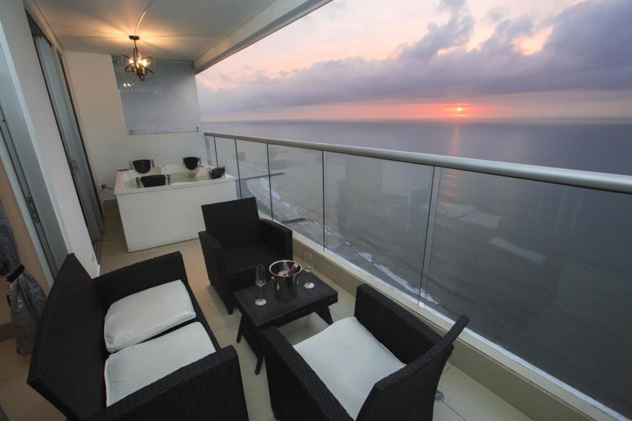 Empire Presidential Private Jacuzzi