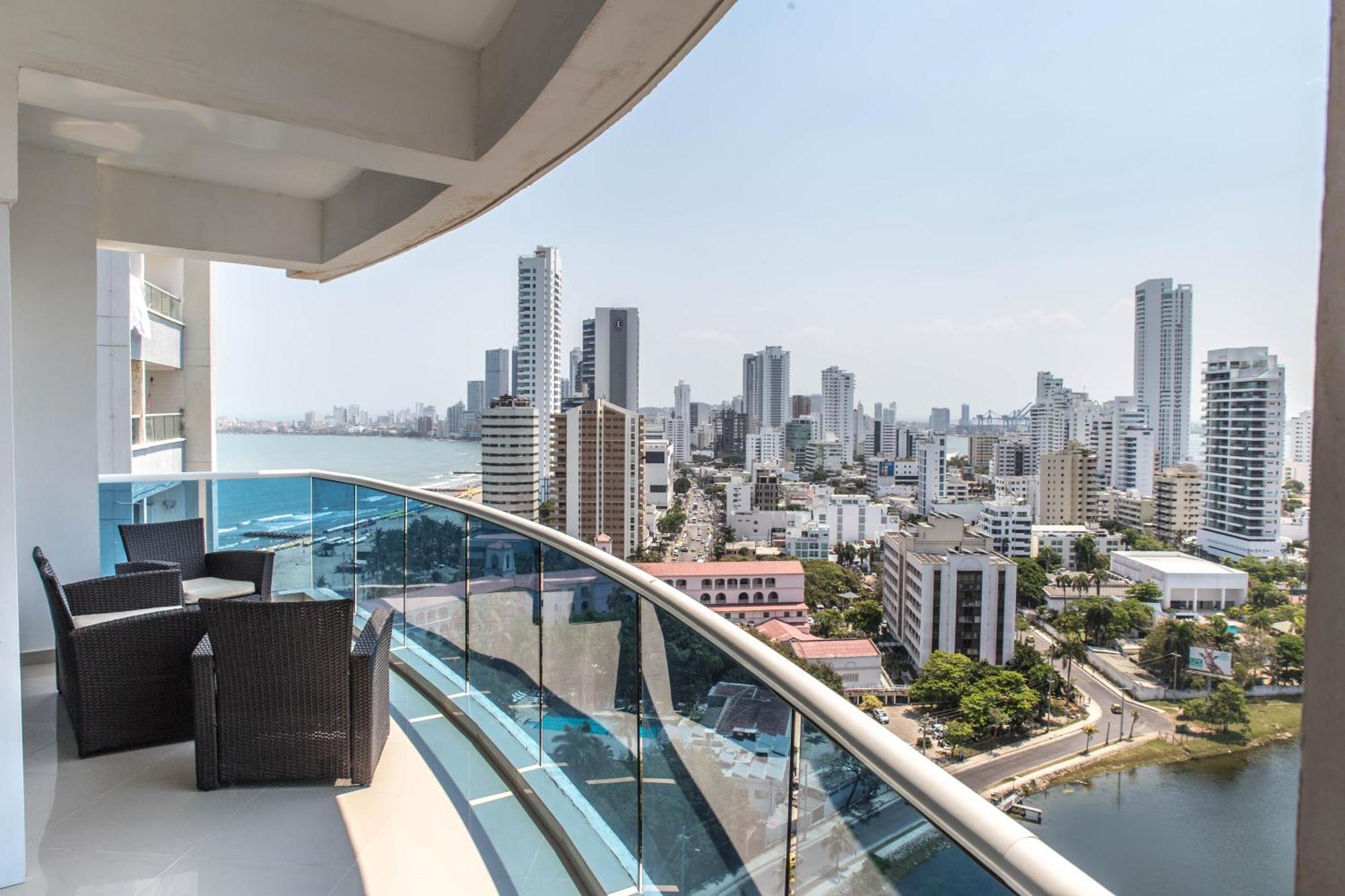 Unik Edificio Poseidon Apartment