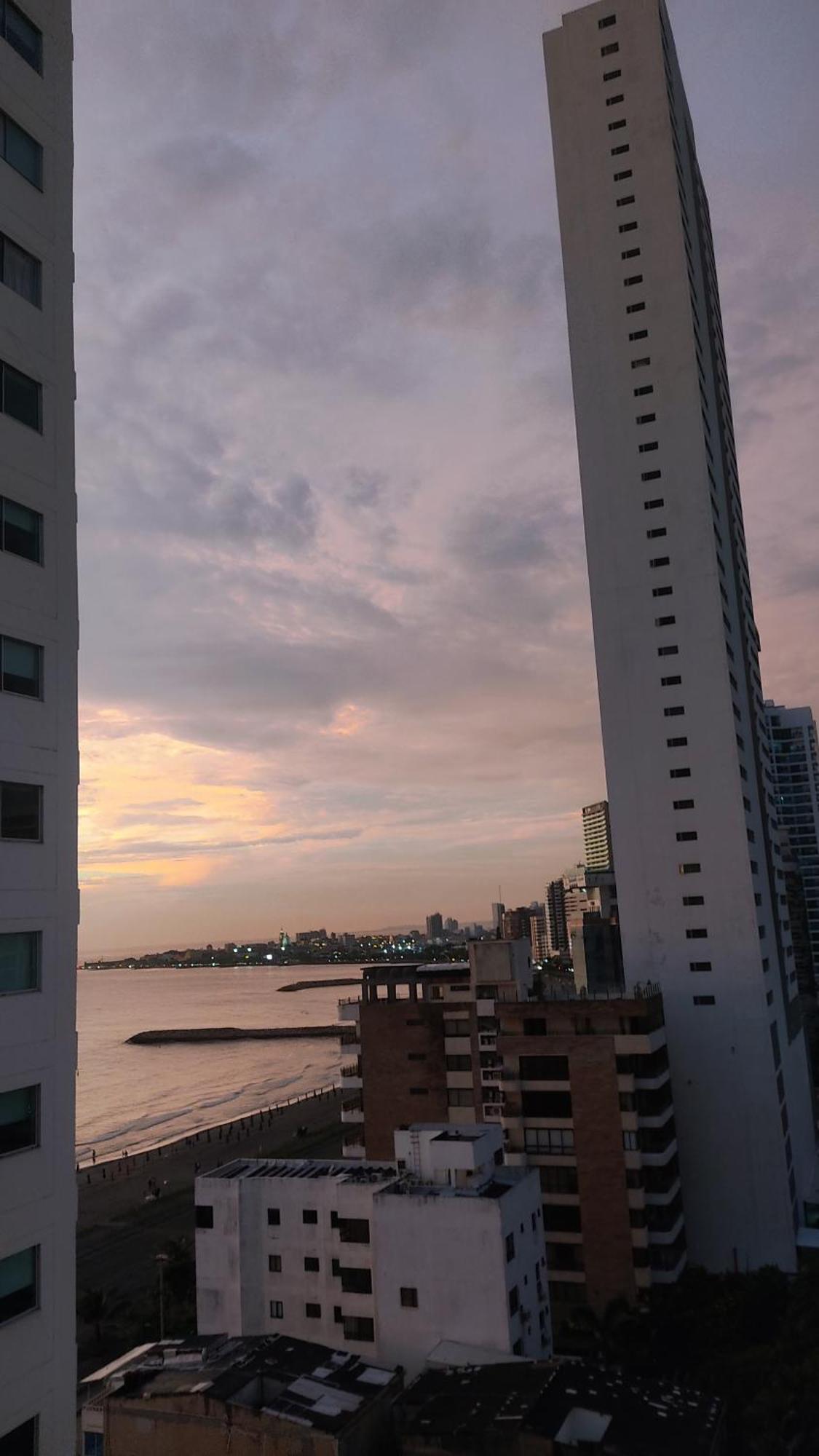 Ideal En Apartment *