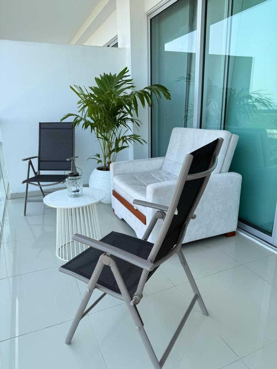 Frente Al Mar Con Acceso Directo A La Playa Morros Epic. Apartment Cartagena