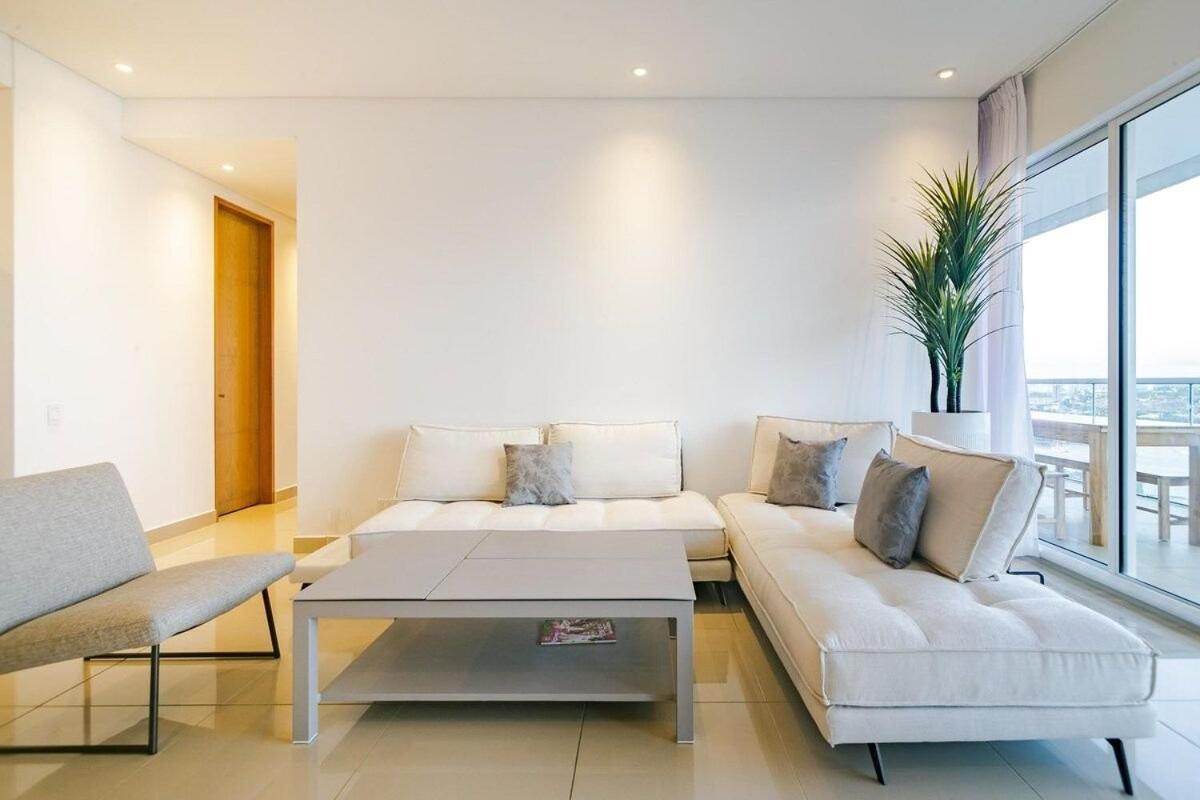 Apartment H2 *