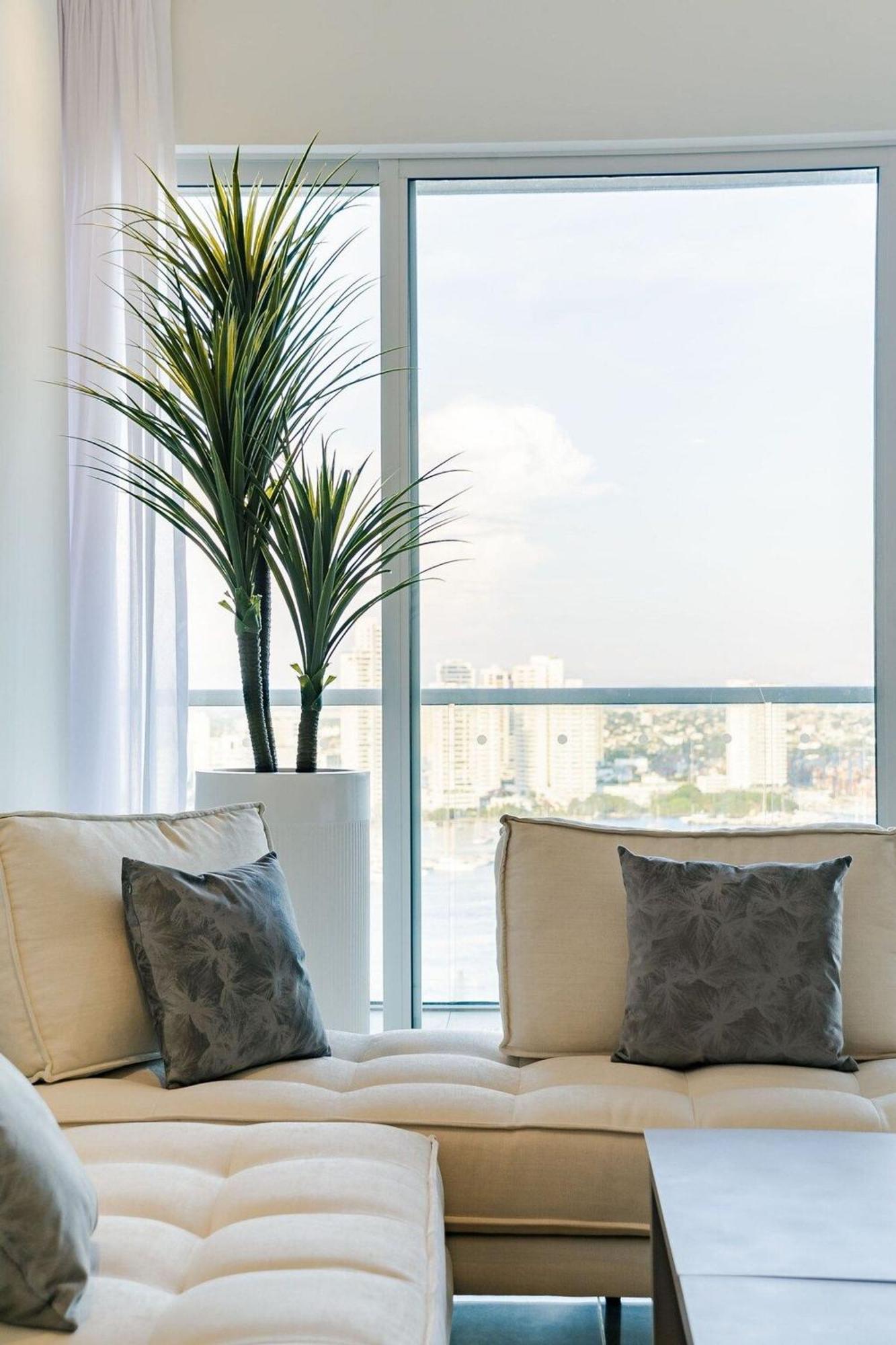 Apartment H2 *