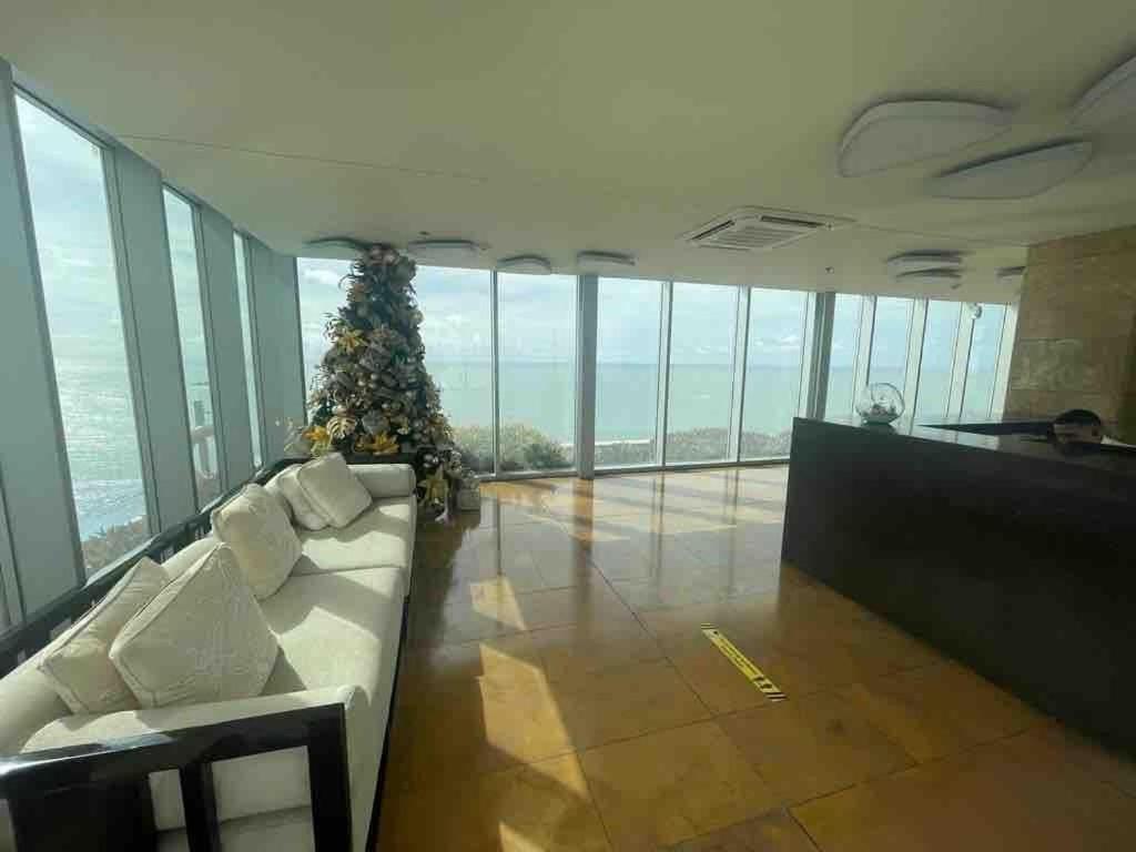 Apartment H2 *