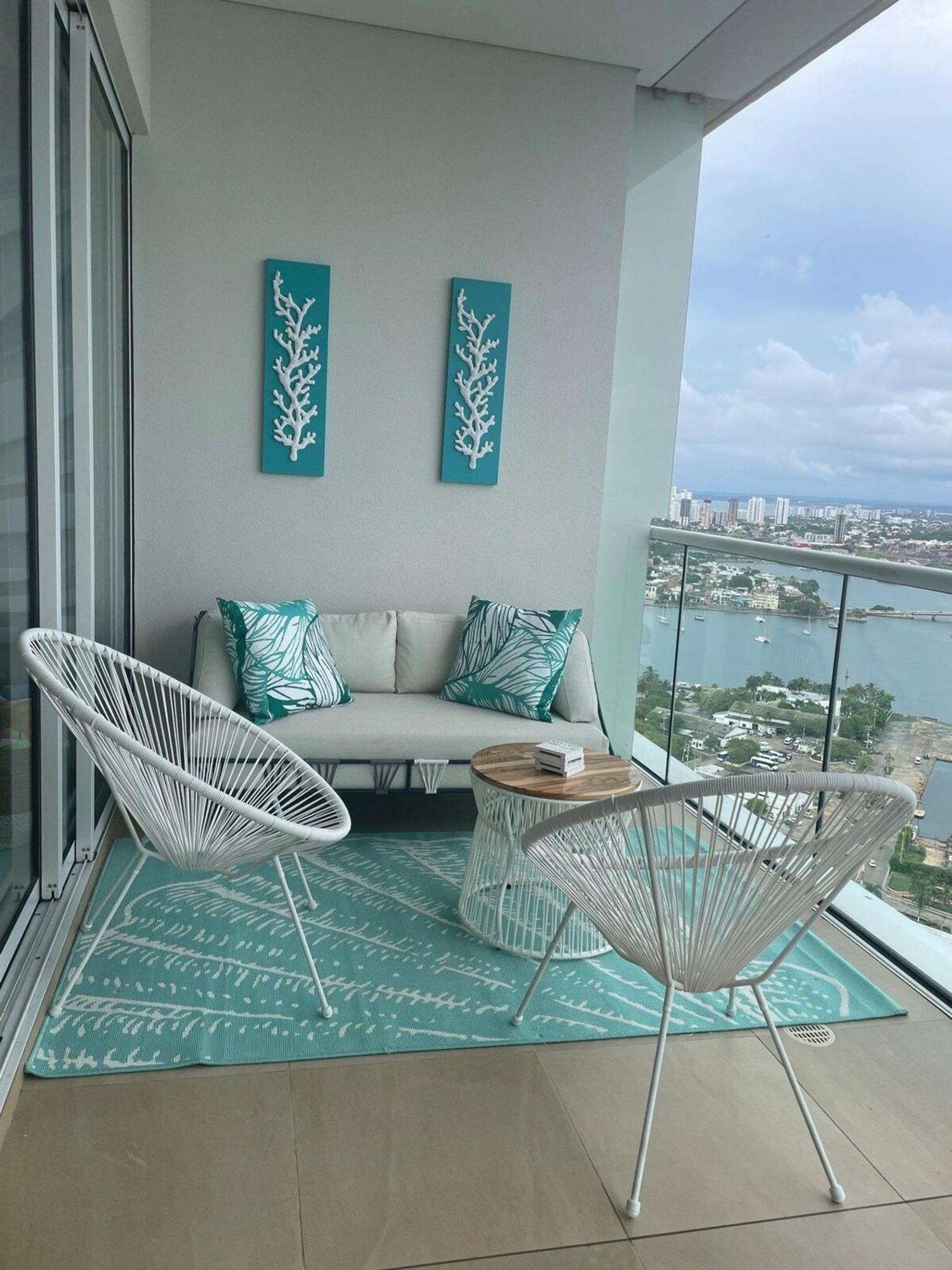 Apartment H2 *