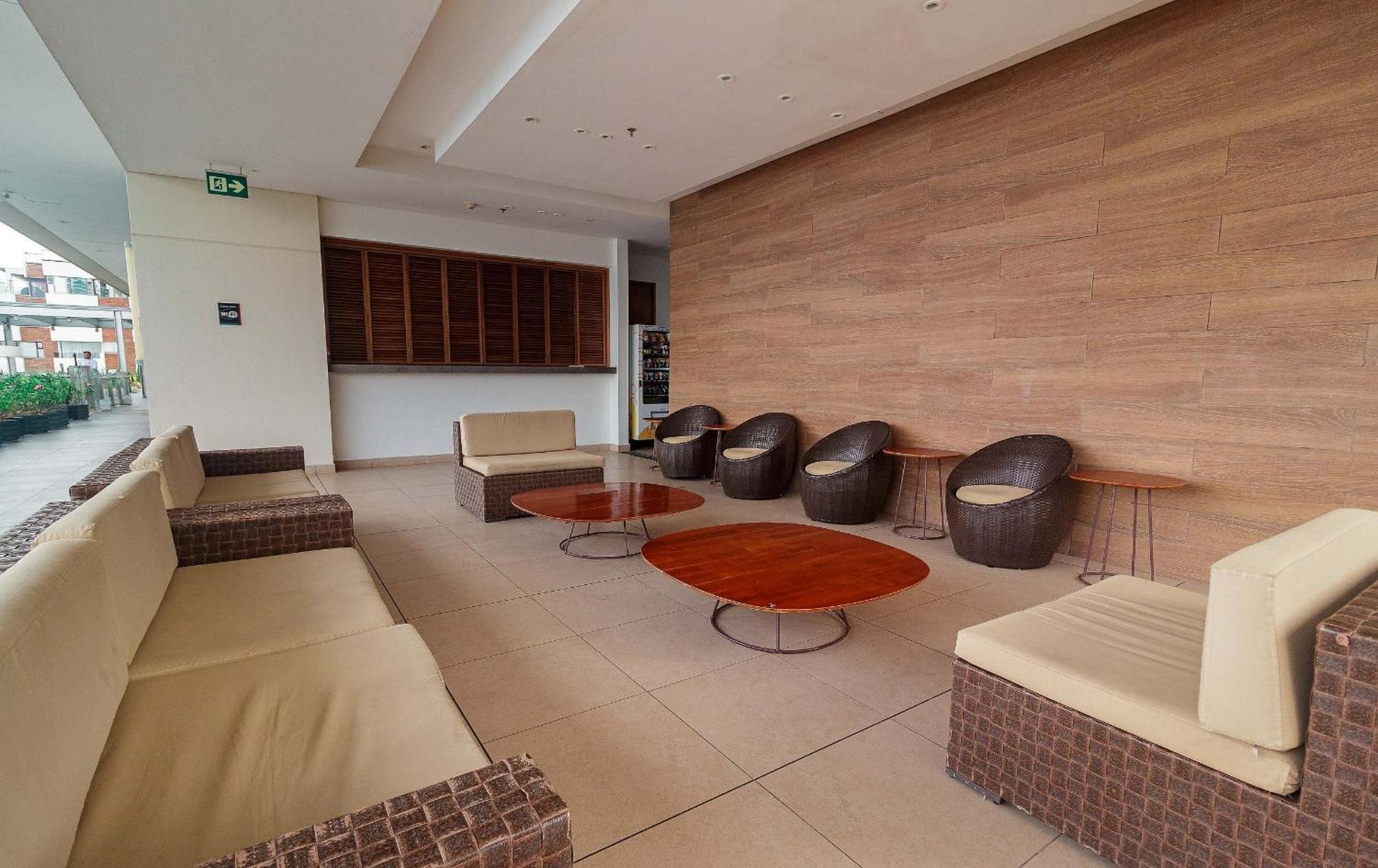 Apartment H2