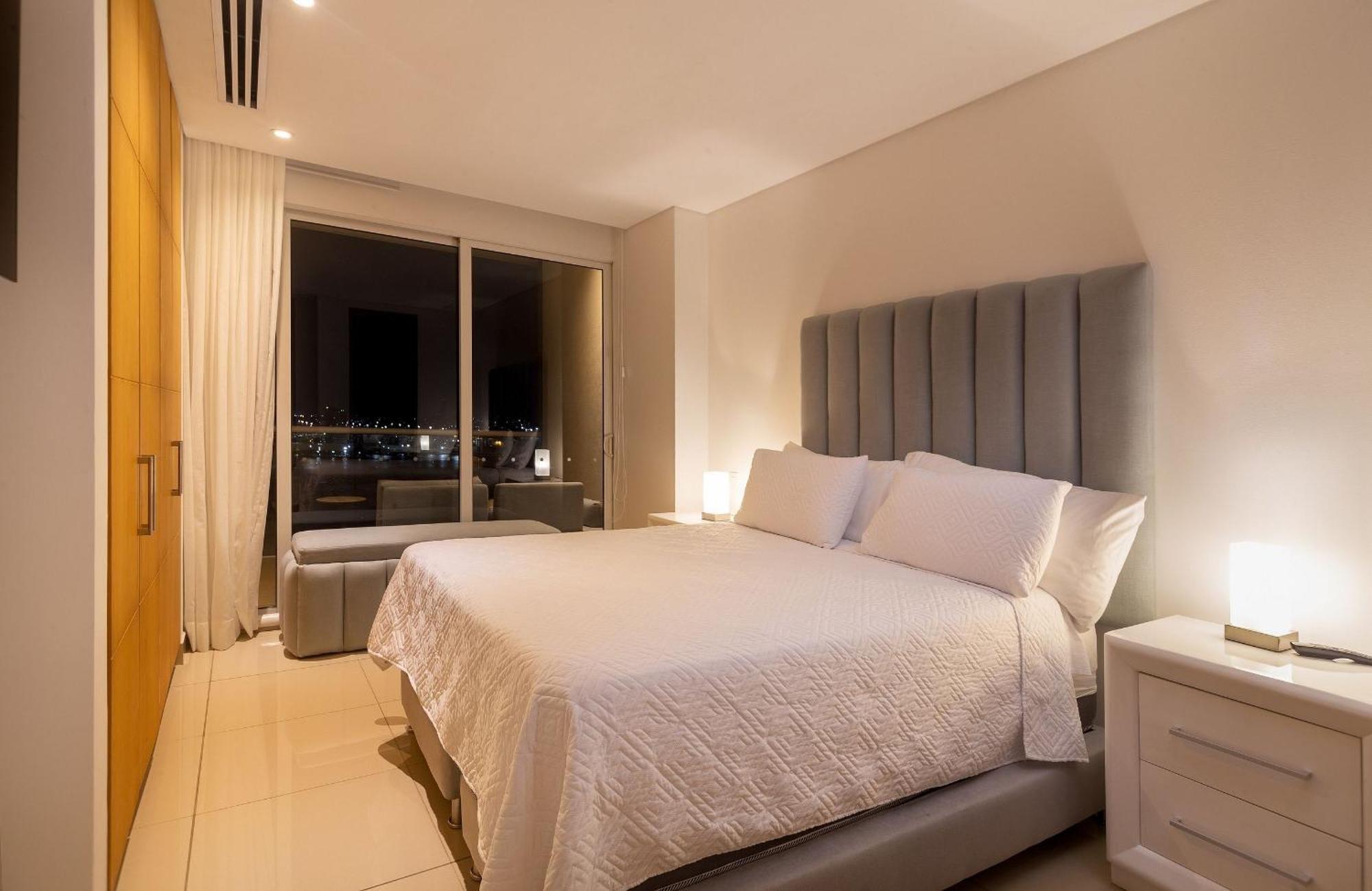 Apartment H2 *