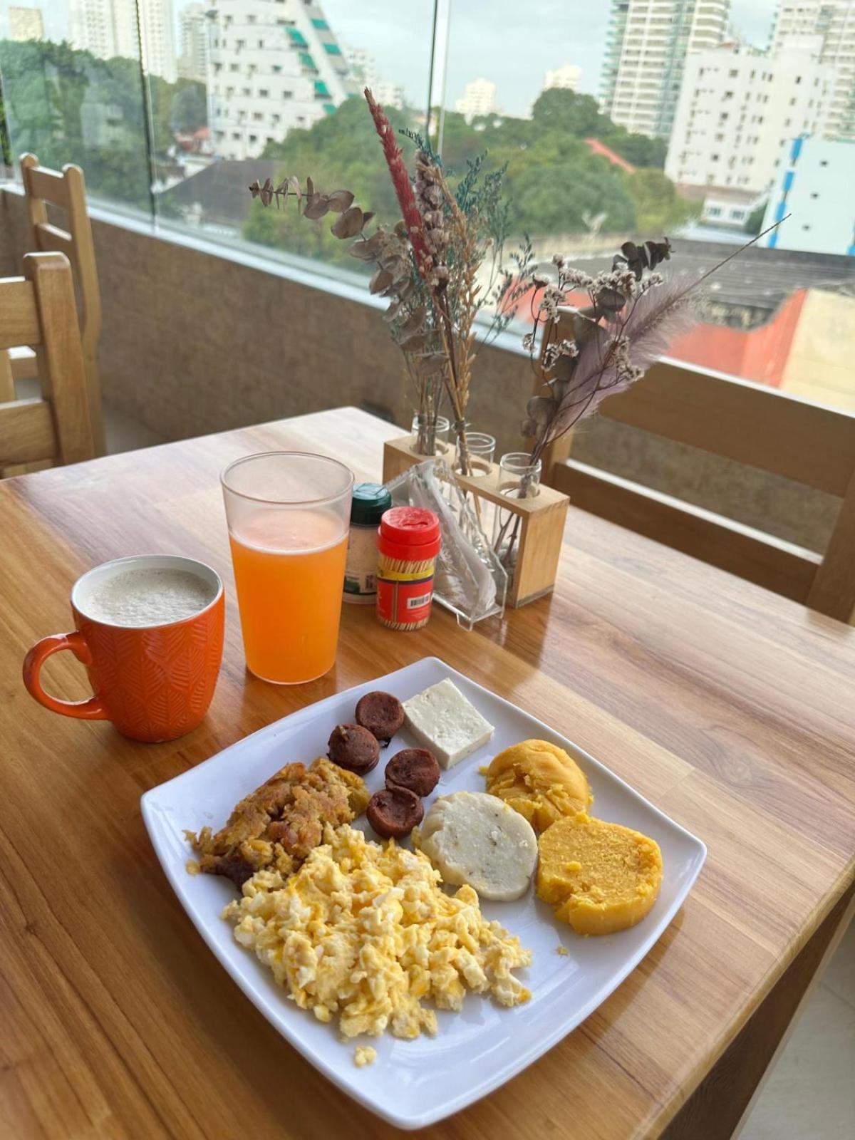 Hotel El Faro - Desayunos Incluidos - Manga, *