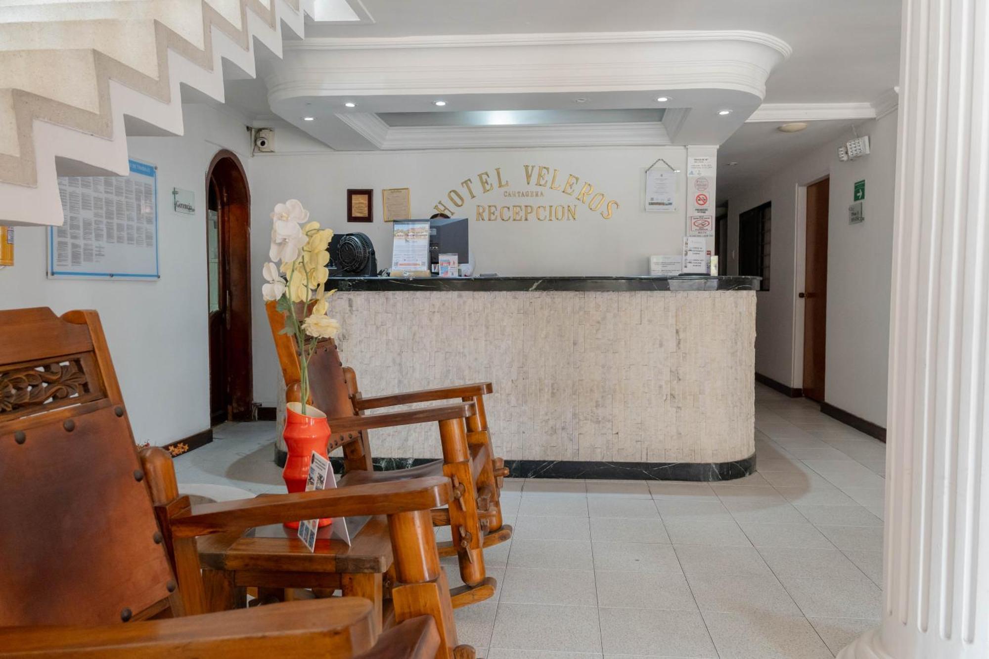 Veleros Hotel 3*