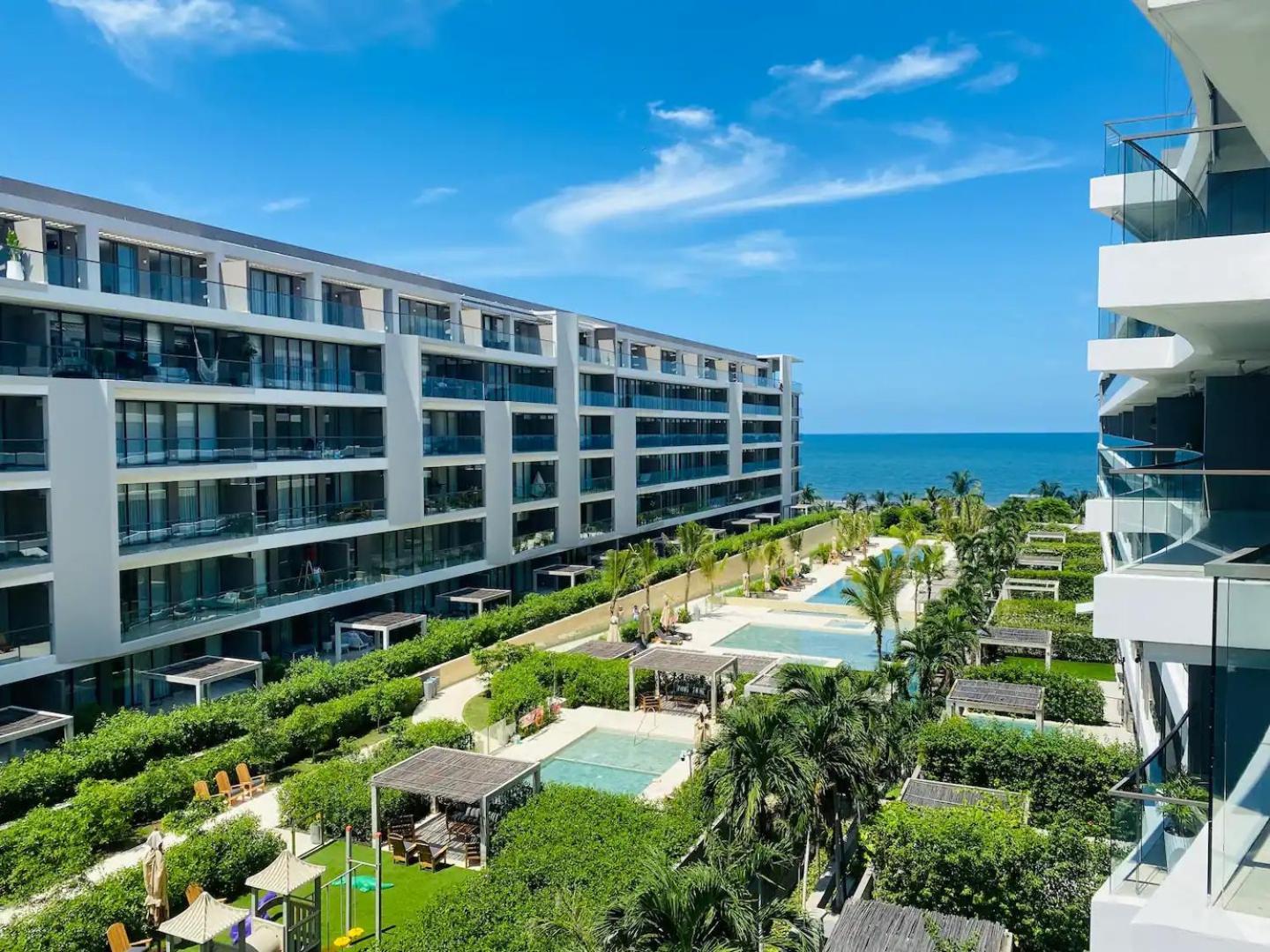 Fantastic Apartment/beach Front Luxury Aparthotel *