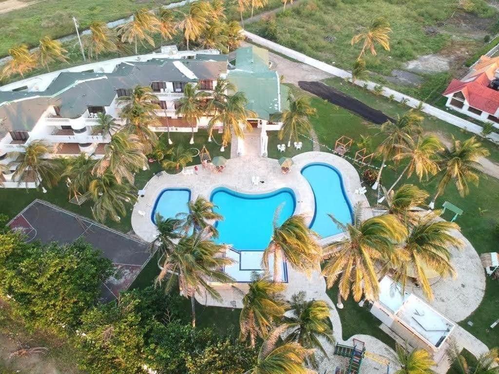 Hotel Playa Palmeras 3*