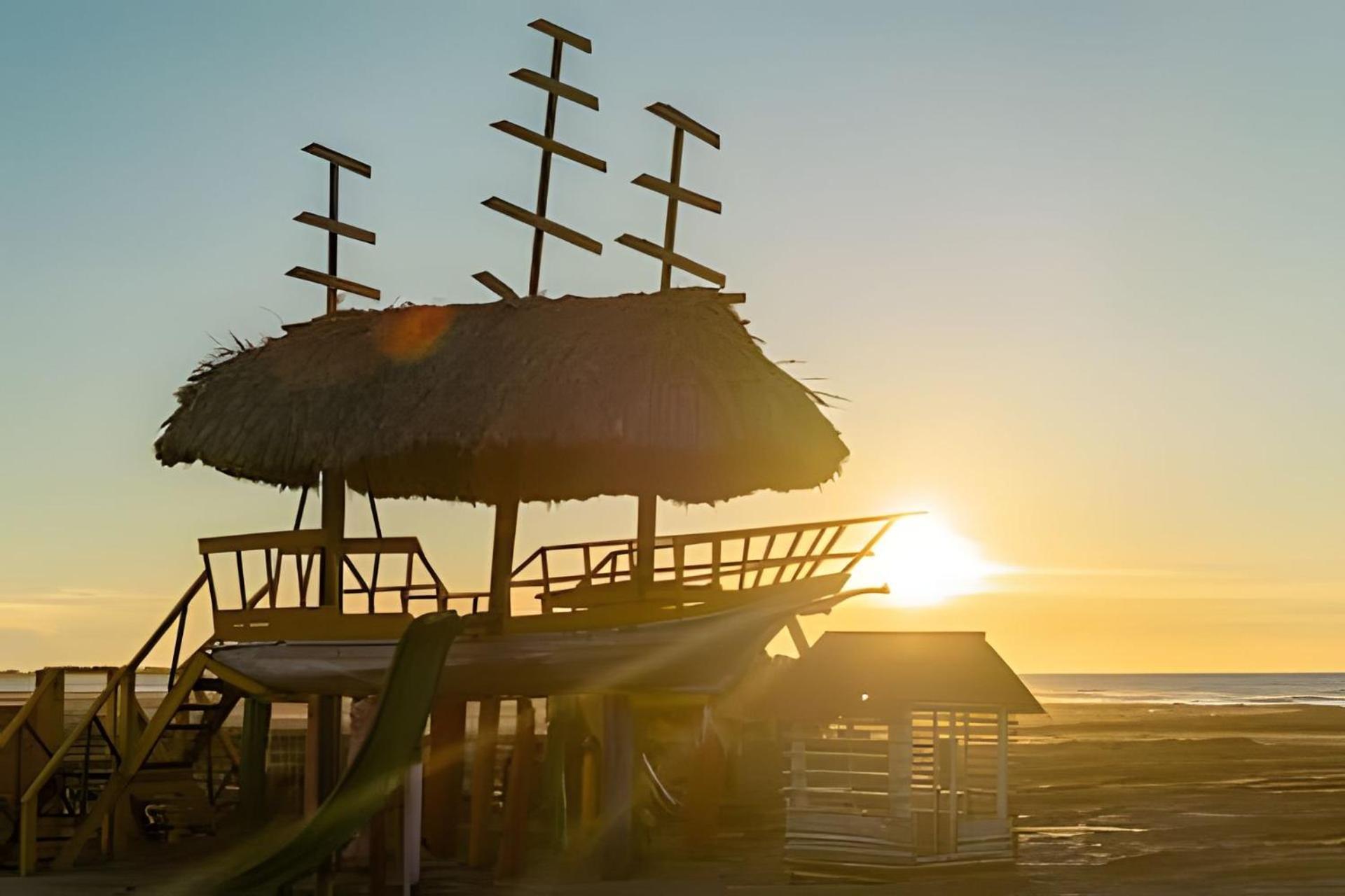 Playa Palmeras Hotel 3*