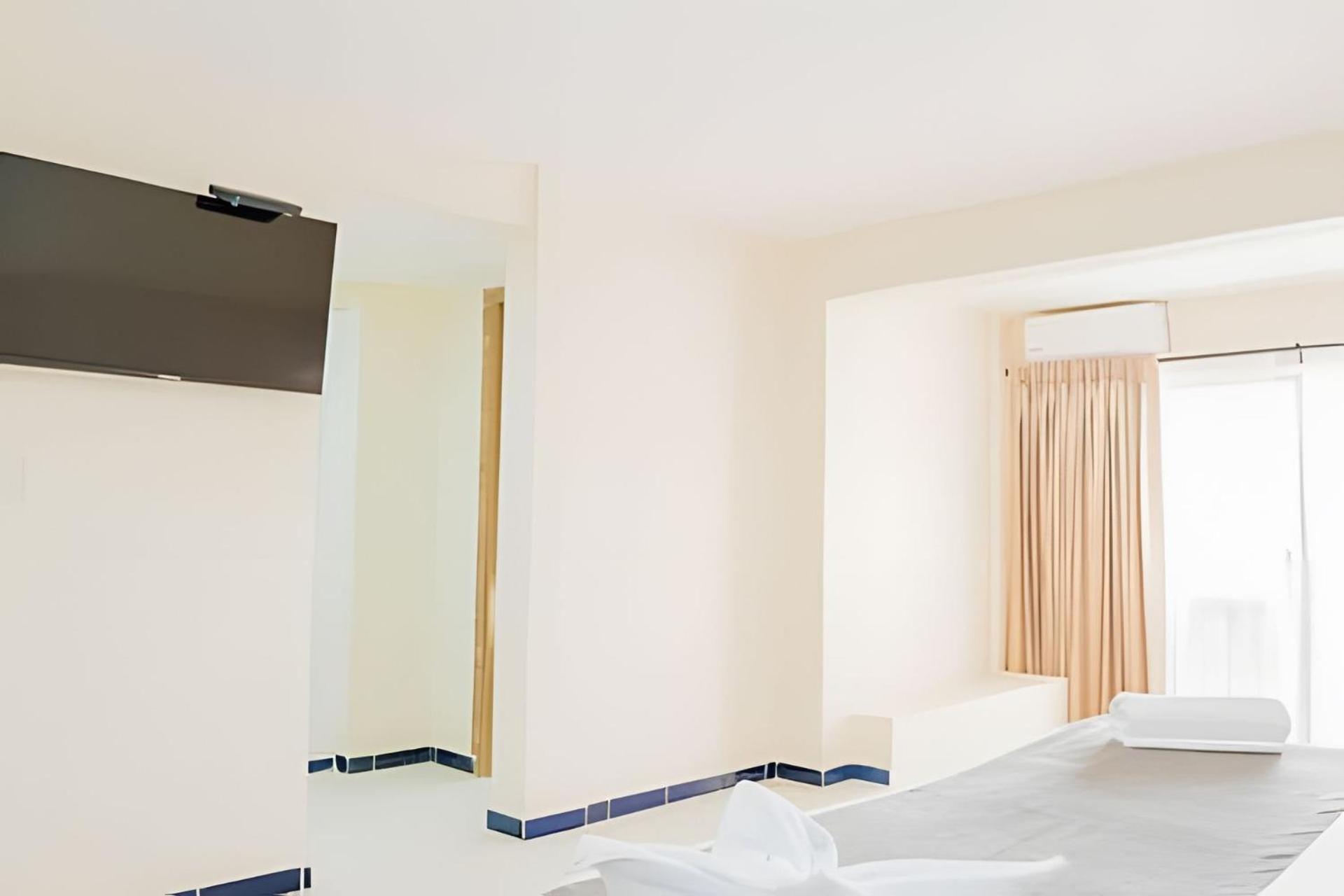 Hotel Playa Palmeras