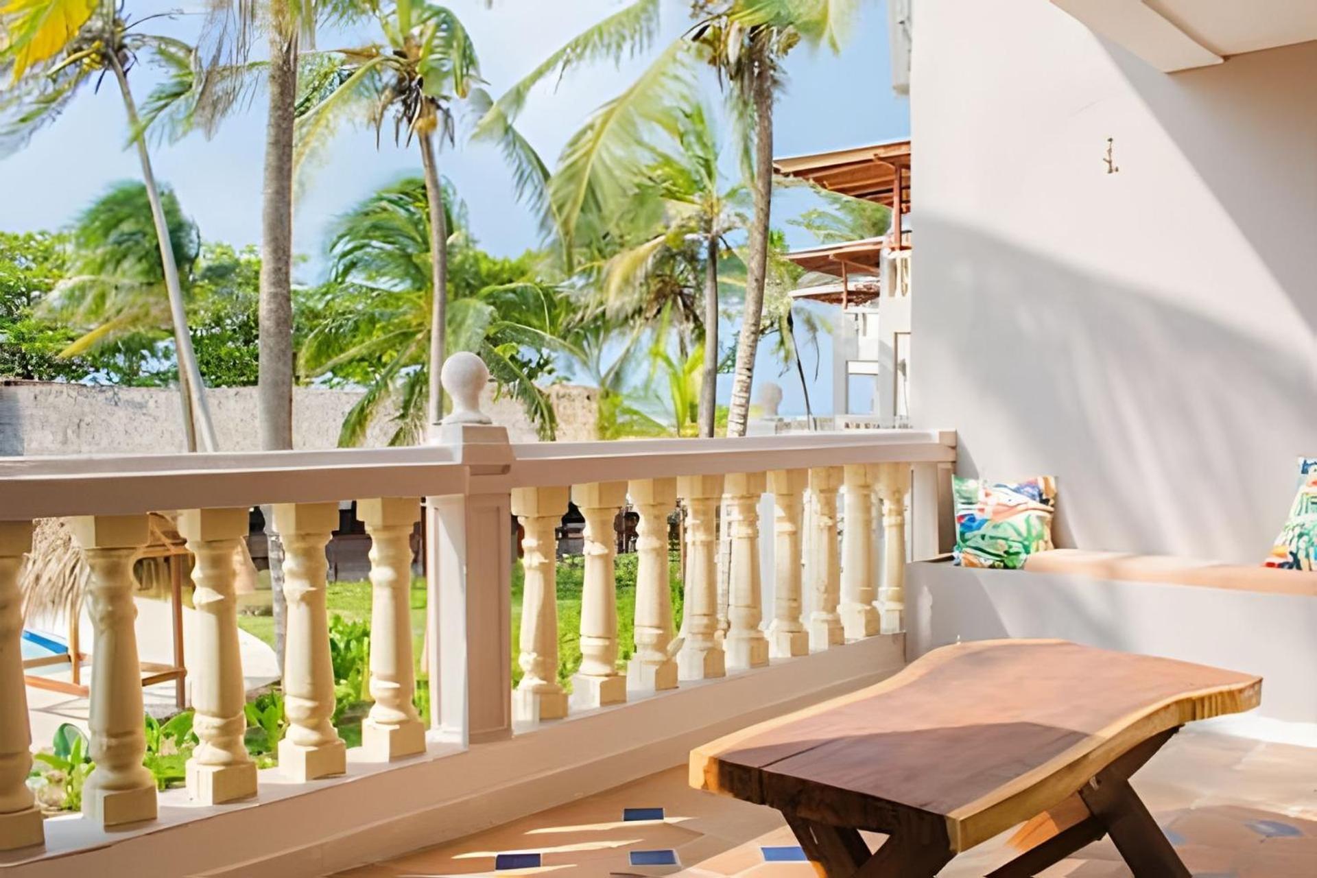 Playa Palmeras Hotel