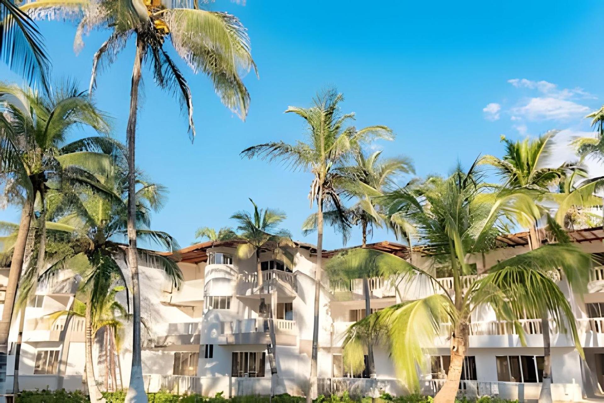 Playa Palmeras Hotel