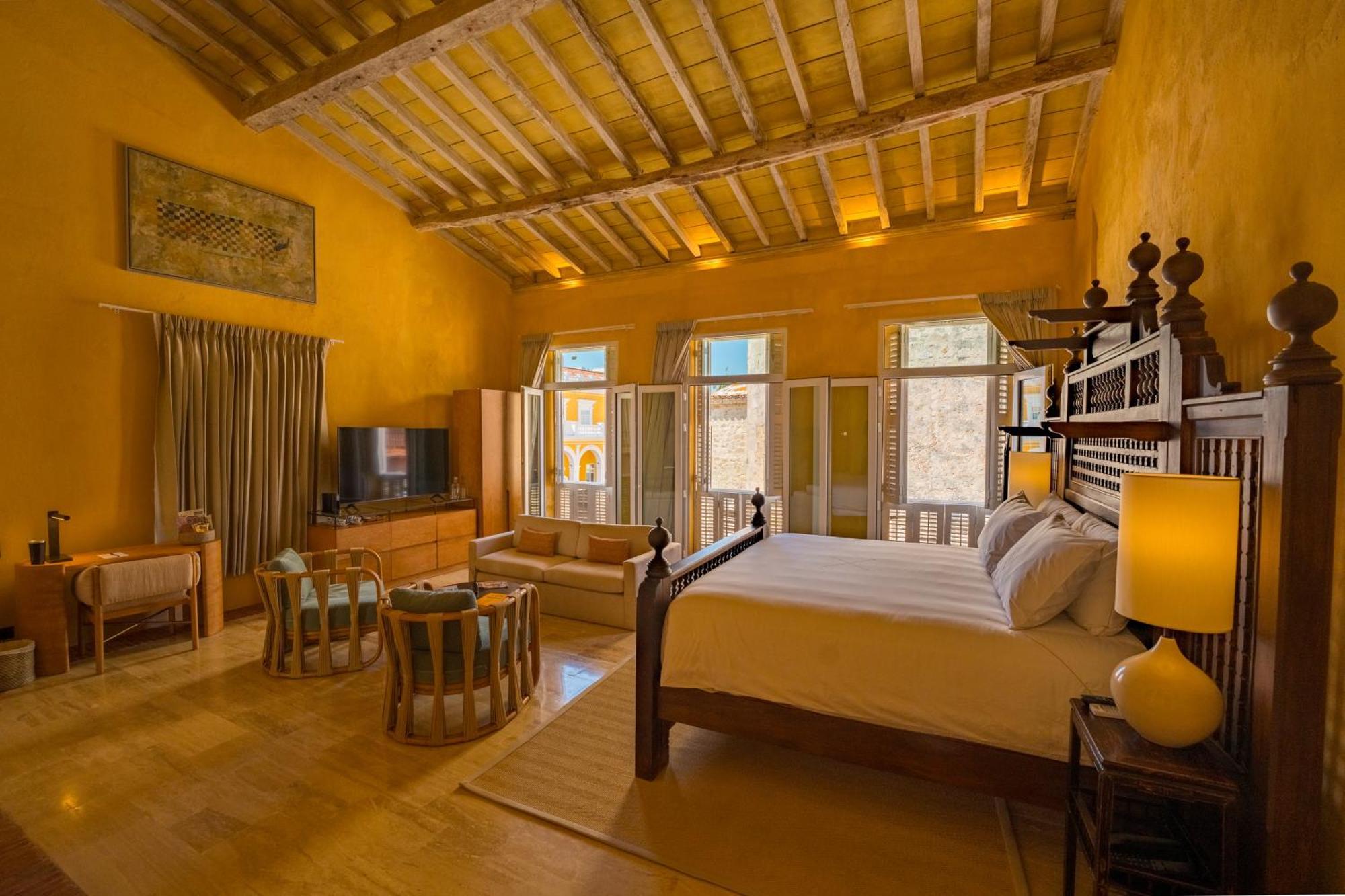Casa Carolina Hotel 5*