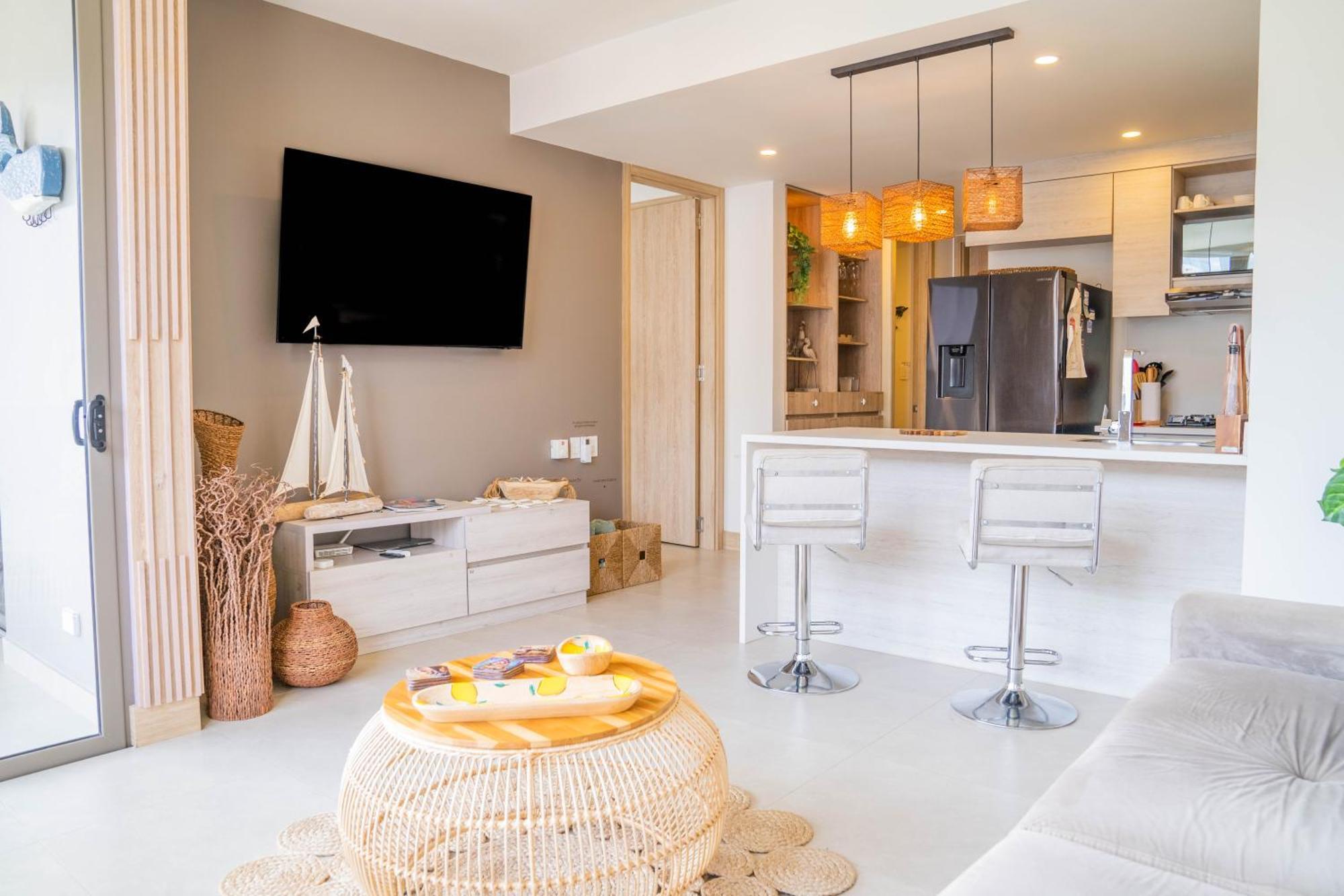 Fantastic Apartment/beach Front Luxury *