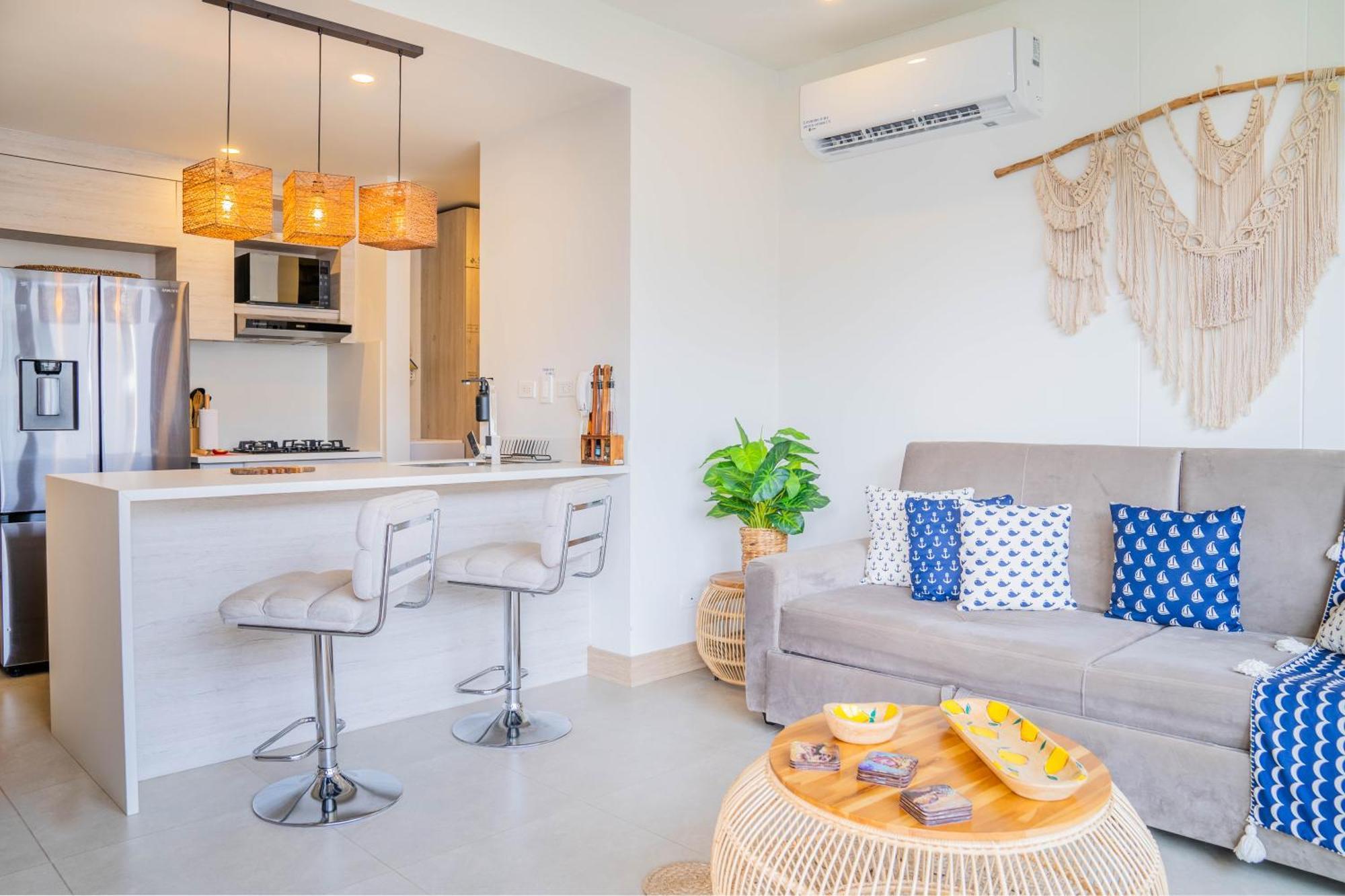 Fantastic Apartment/beach Front Luxury *