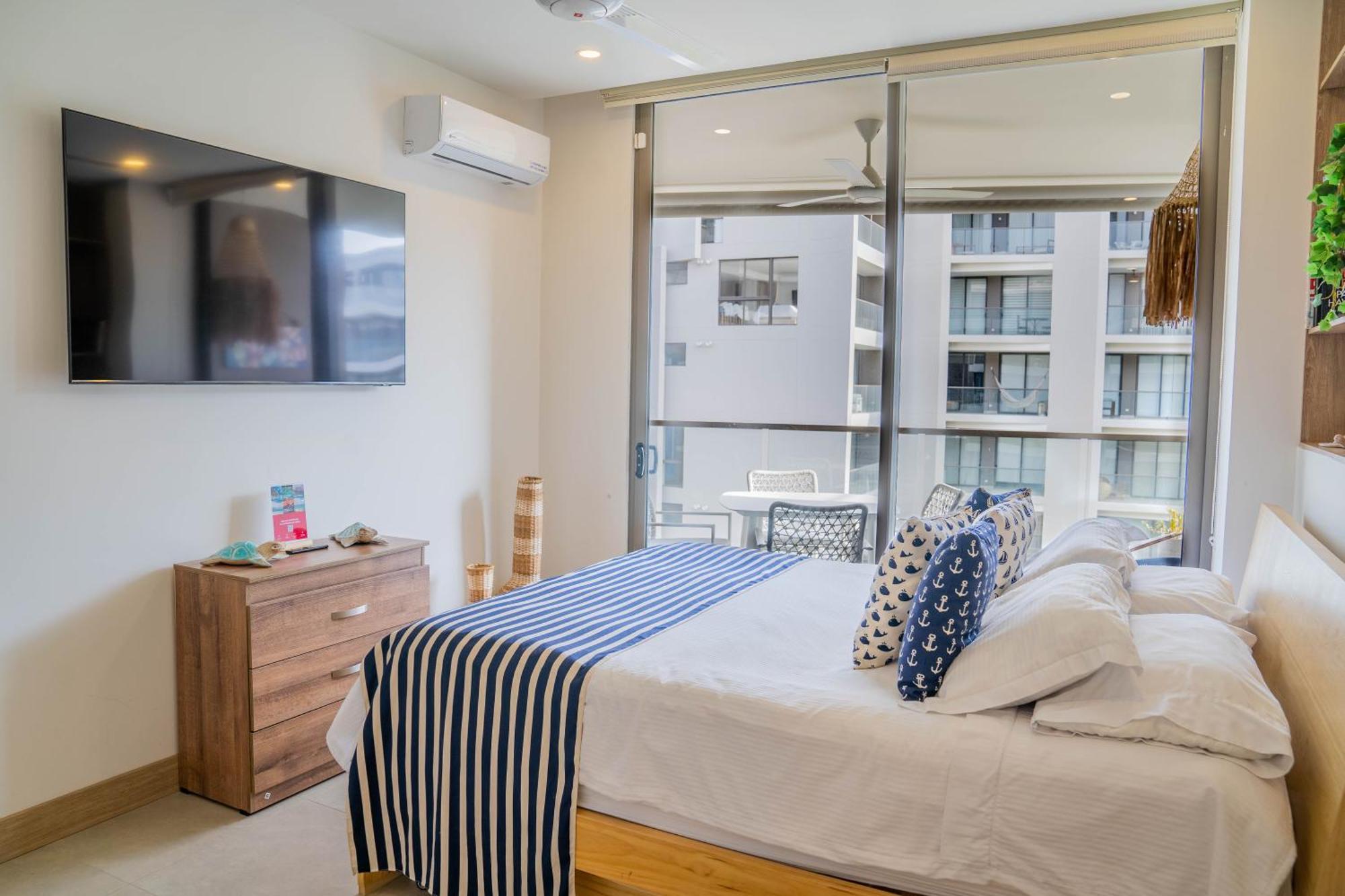 Fantastic Apartment/beach Front Luxury Aparthotel *