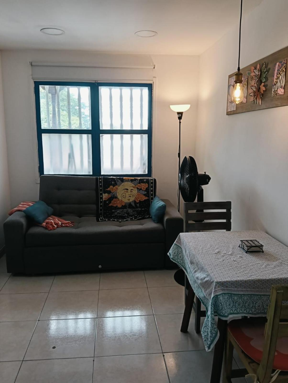 Apartment Comfy Flat Inside Walled And Historic Center
