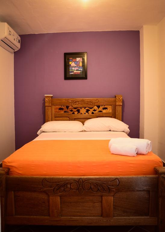 Casa De Santo Domingo Vidal Albergue *