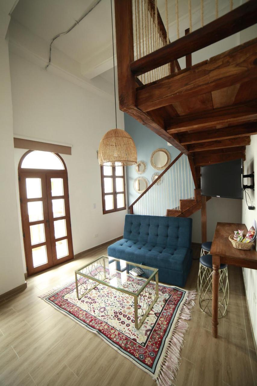 Soy Local Centro Historico Aparthotel 3*