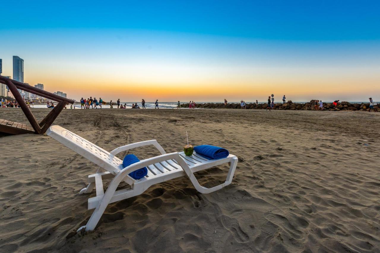 Villa Casa Porto - Luxury 5 Bedroom Beachfront In Bocagrande By Huespedia