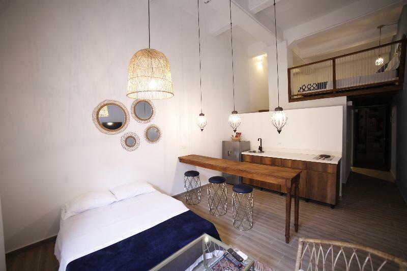 Soy Local Centro Historico Aparthotel