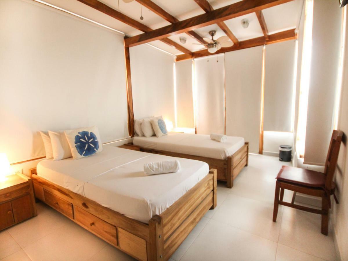 Nautilus Plaza Hotel Hotel