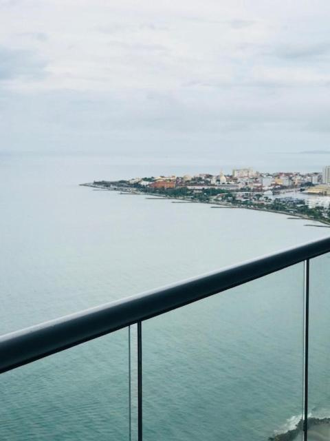 Morros Espectacular Frente A La Playa Apartment