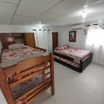 Hospedaje Caribe Express