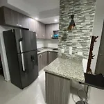 Comodo Apartamento Amoblado Cerca Al Mar