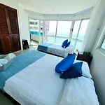 Apartment Near The Beach