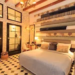 Hotel Casa Lola Deluxe Gallery
